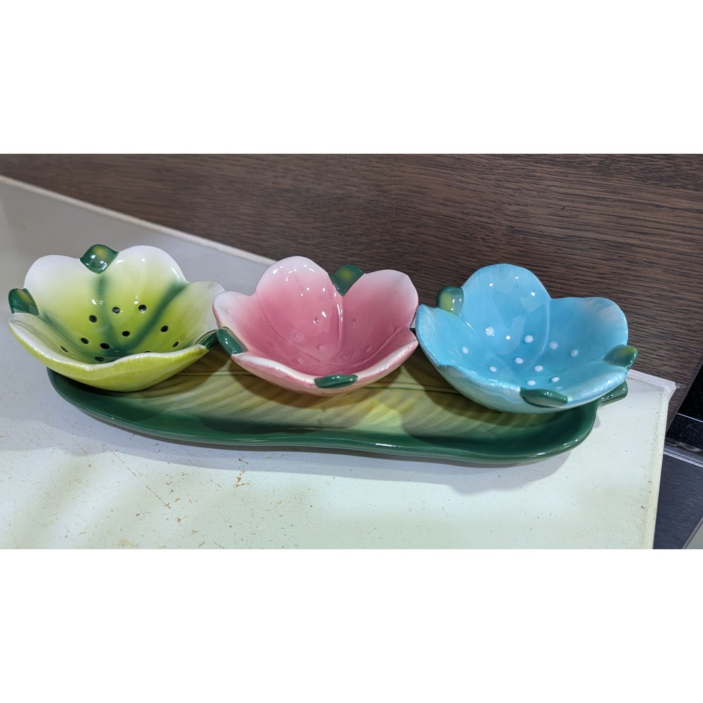 FSG Ceramic Flower Dipping Bowls Hibiscus Leaf Tray 4pc Floral Condiment Server